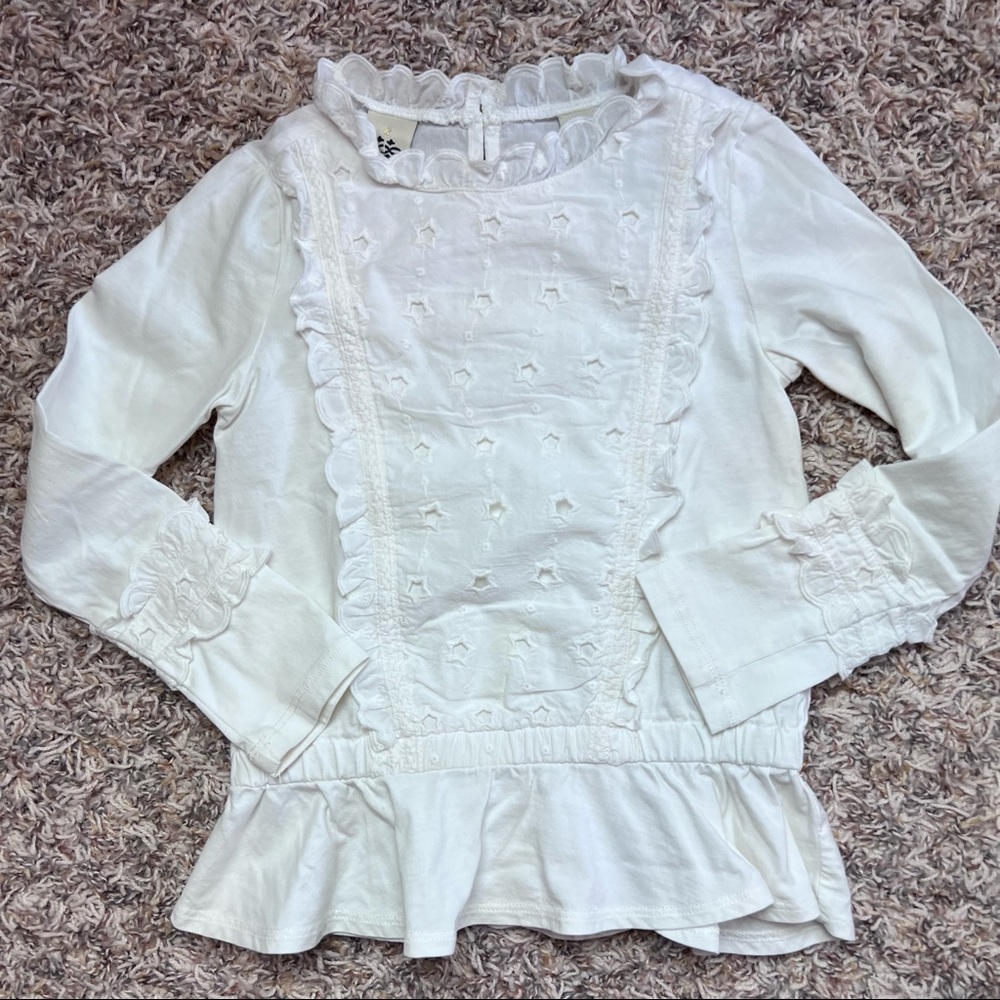 Cute top.